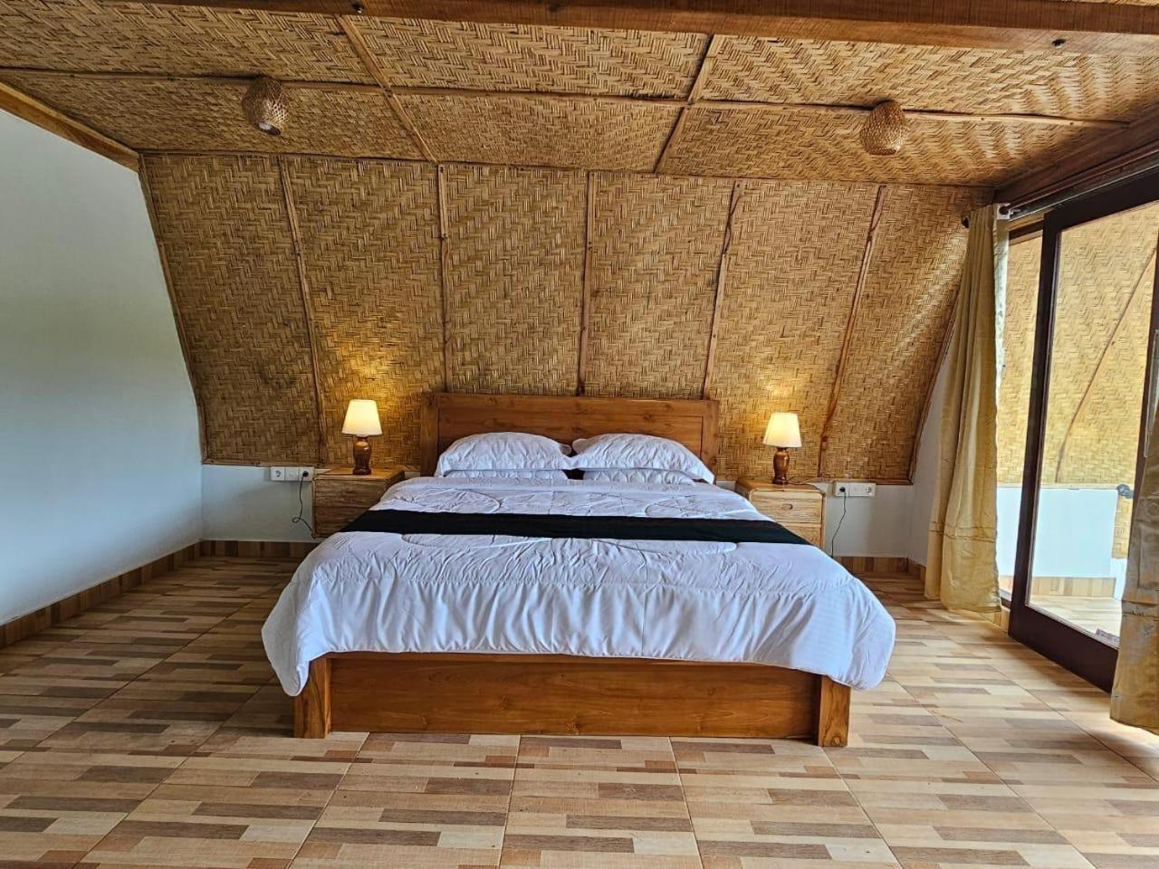 Umauthu Bali Villa Selemadeg Eksteriør billede